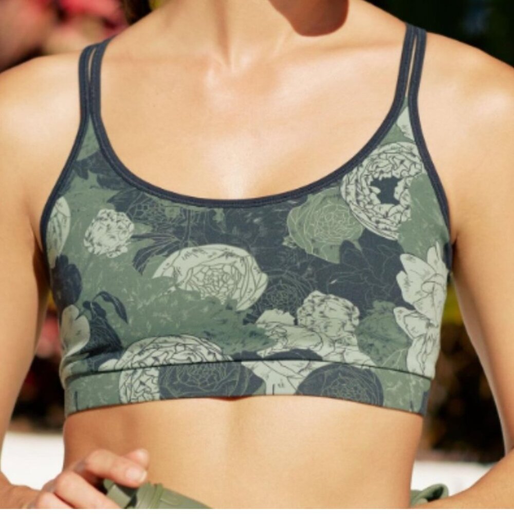 NEW 4 Laps Vitality Sports Bra Floral Thyme Size XL MSRP $54 FOUR LAPS NWT